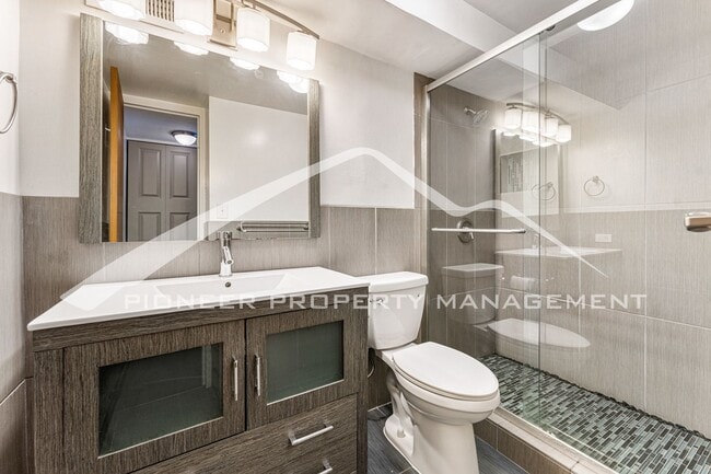 Building Photo - Stylish Studio with Large Patio and AC!