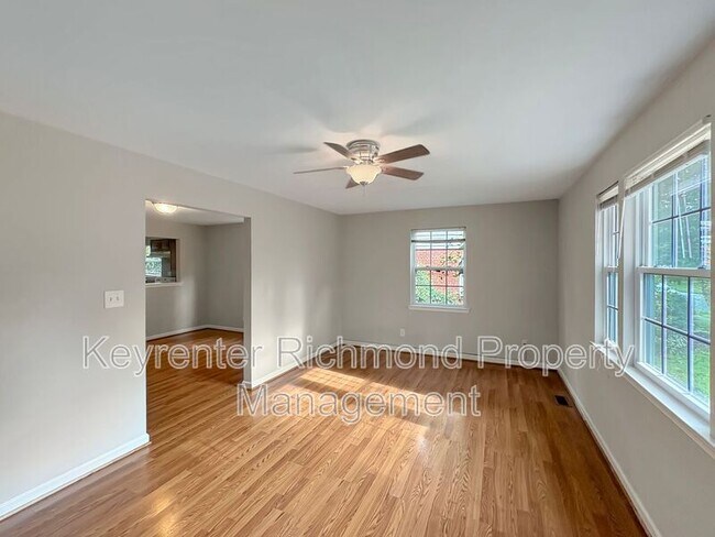 Building Photo - 6400 Kensington Ave