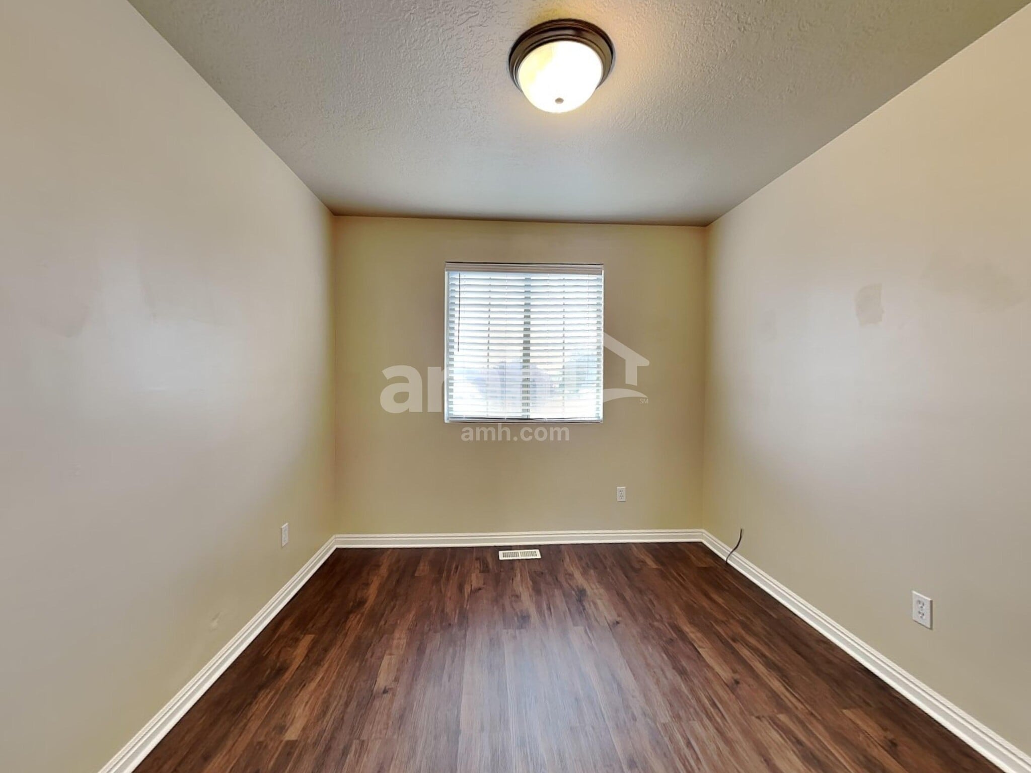 Building Photo - 1365 W 1700 S