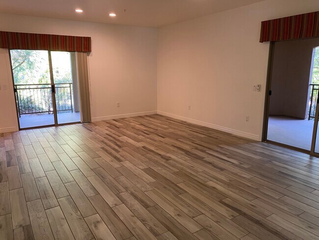 Family rm - 16801 N 94th St