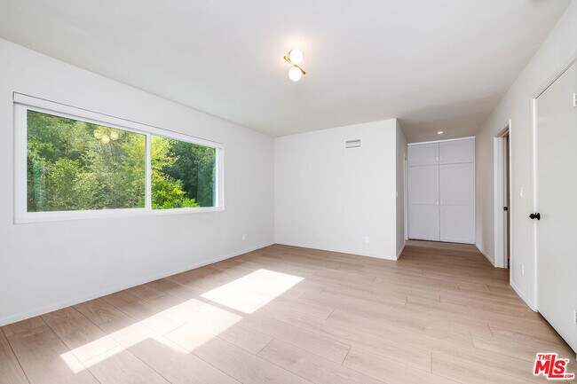 Building Photo - 3643 Ballina Canyon Rd