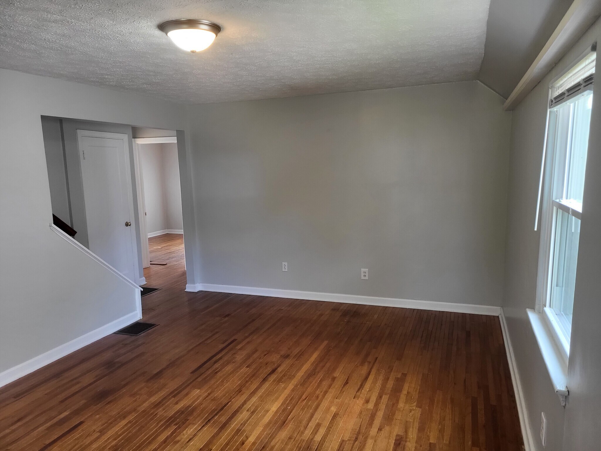 Living room - 3449 Beulah Rd