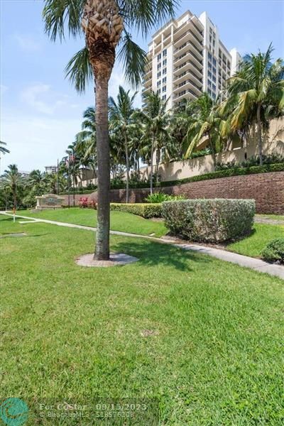 Building Photo - 3800 N Ocean Dr