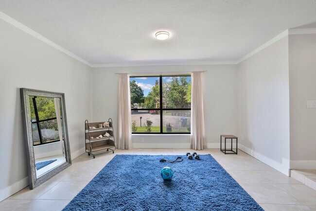 Building Photo - 2724 Ardon Ave