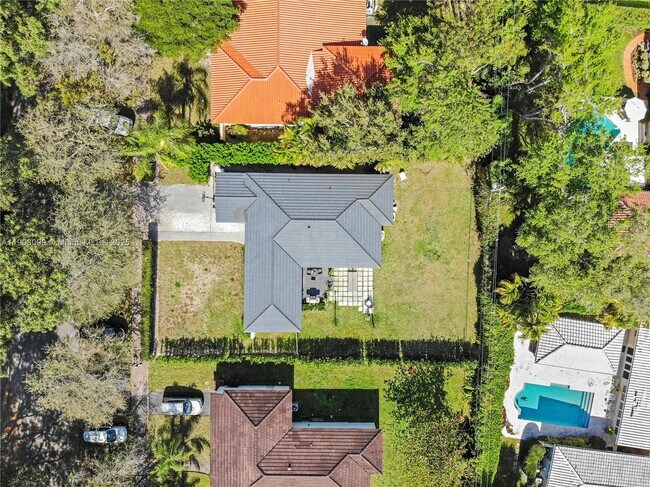 Building Photo - 5711 Marius St