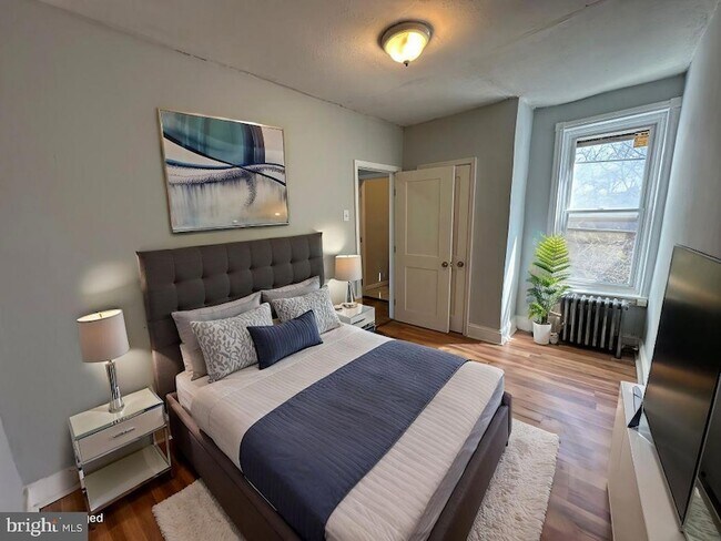 Building Photo - 4255 N 17th St