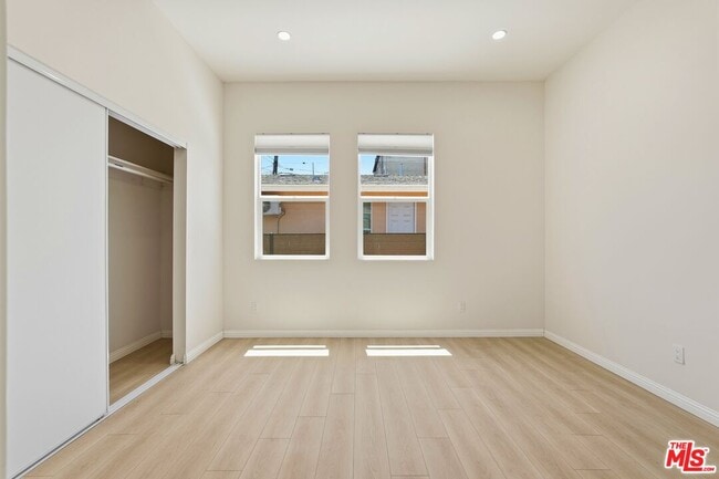 Building Photo - 3765 Globe Ave
