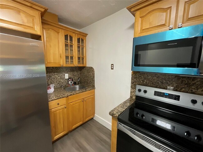 Building Photo - 1945 NW 29th St