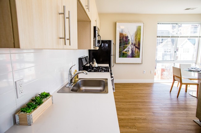 2BR Model - 02 Line - Bedford Hall