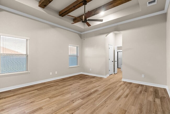 Building Photo - Welcome Home