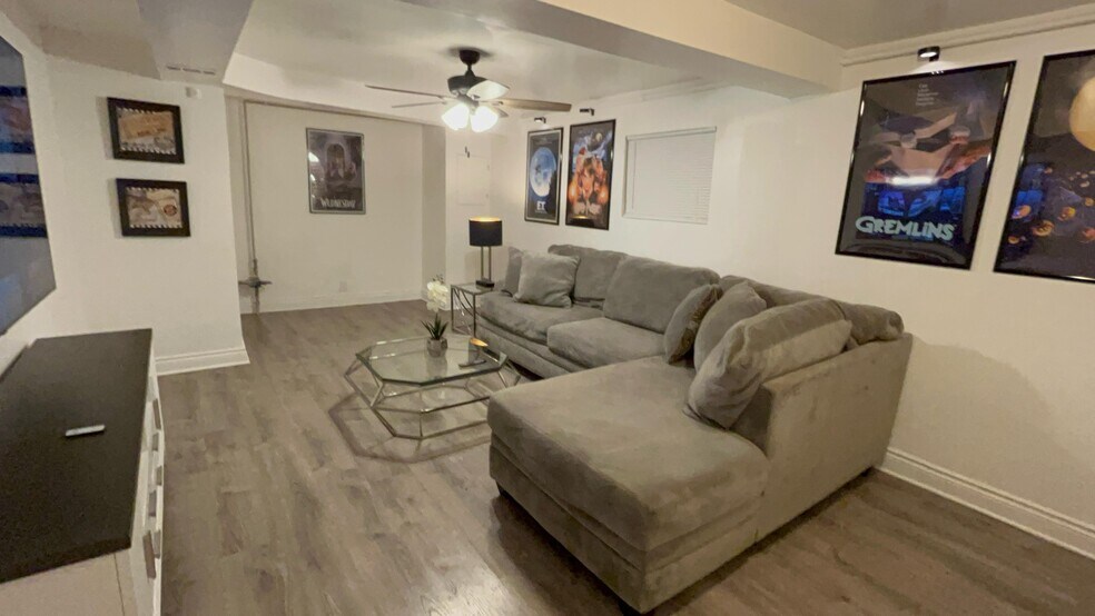 Lower Level Entertainment Level - 7914 S Ridgeland Ave