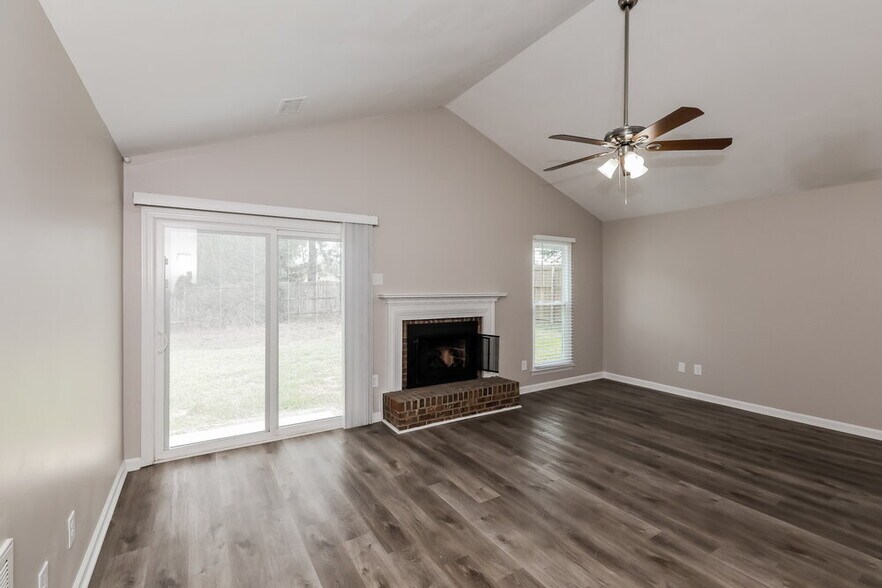 Building Photo - 4204 Compton Ct