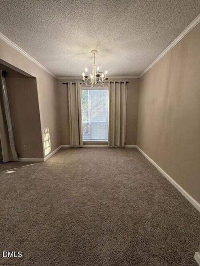 Building Photo - Awesome two-bedroom townhome!