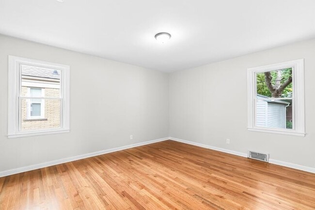 Building Photo - 24050 Blackstone St