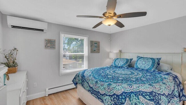 Building Photo - 1226 1/2 Briarwood Rd-