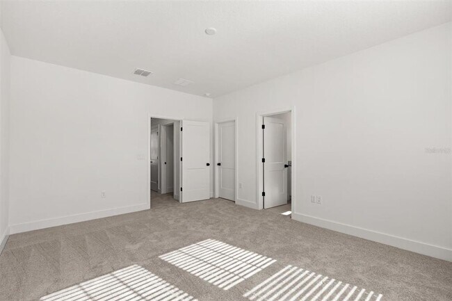 Building Photo - 15244 Groveside Rd