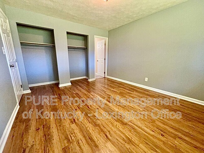 Building Photo - 3628 Bold Bidder Dr