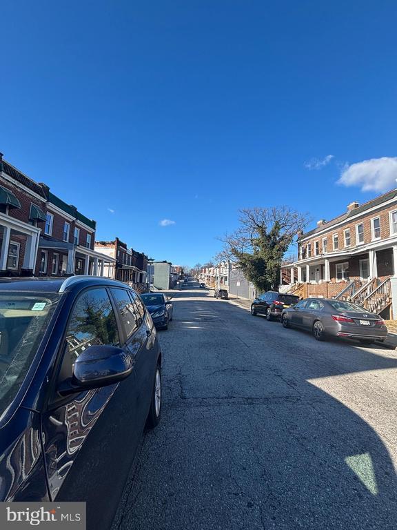 Building Photo - 1623 Carswell St