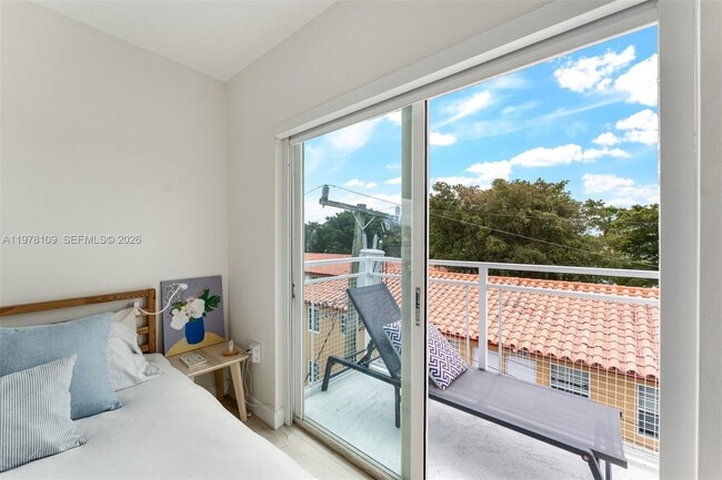 Building Photo - 630 85th St