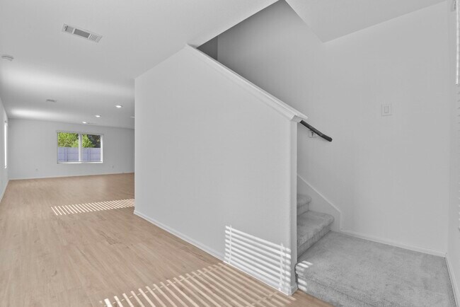 Primary Photo - 18718 Clearwater Brk Dr