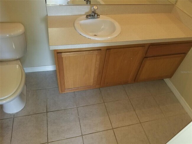 Building Photo - 9519 Amberdale Ct