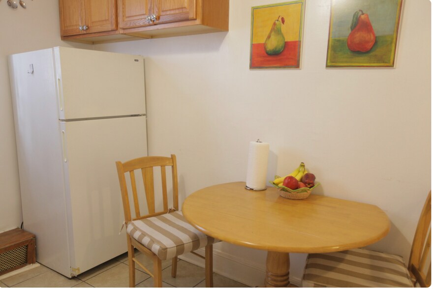 Kitchen - 3210 17th St NW