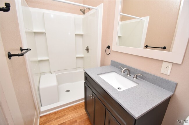 Building Photo - 170 Court St