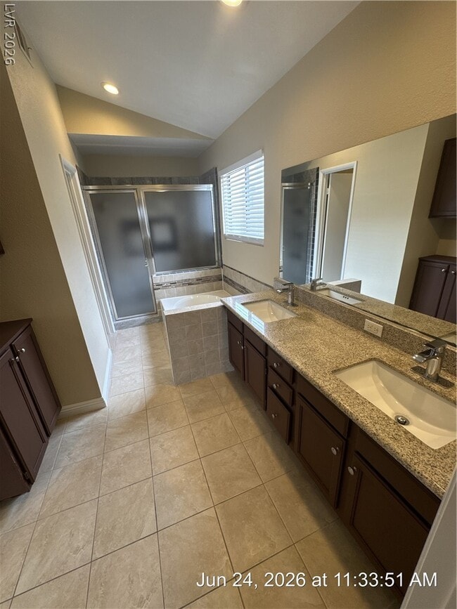 Building Photo - 127 Wynntry Dr