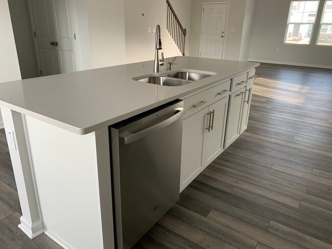 Building Photo - Gorgeous New Construction Townhome! Great ...