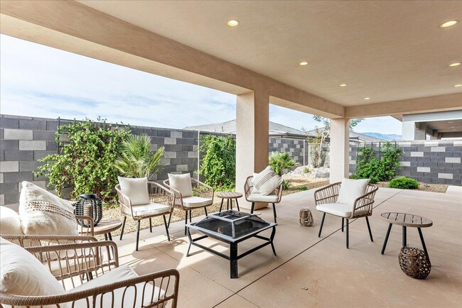 Building Photo - 3144 Canyonlands Rd