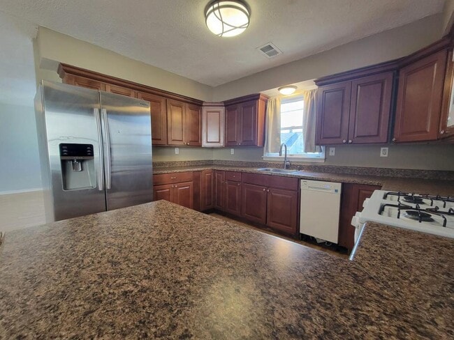 Building Photo - 62 Seabreeze Way