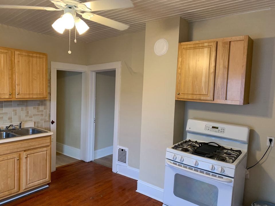 Building Photo - 308 Whittier Ave