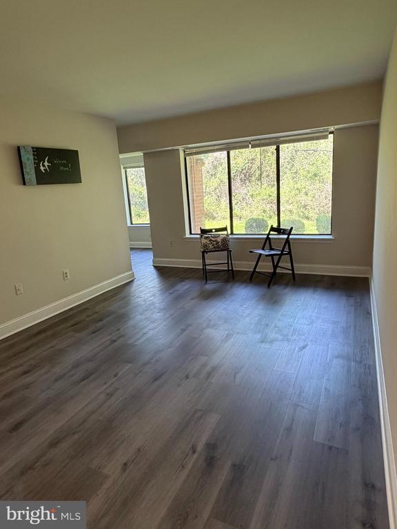 Building Photo - 8395 Buttress Ln