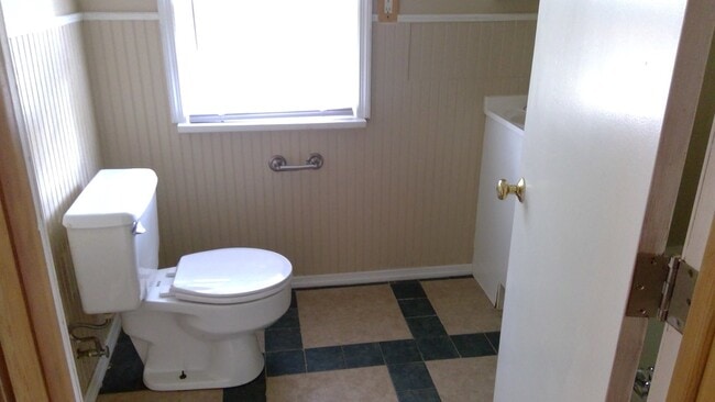 Building Photo - A must see home!