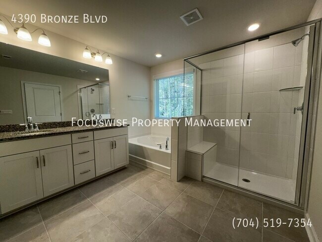 Building Photo - 4390 Bronze Blvd