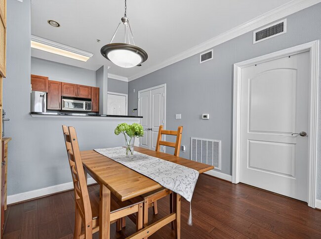 Building Photo - 2299 Lone Star Dr