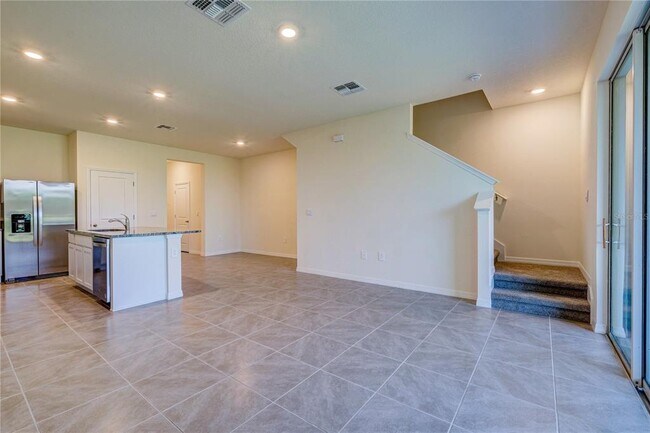 Building Photo - 17436 Crescent Moon Lp