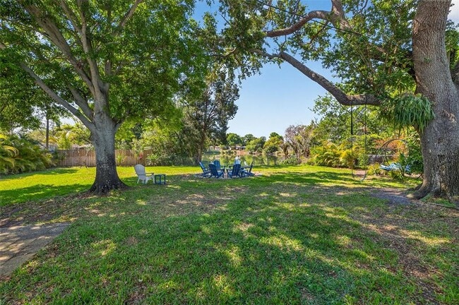 Building Photo - 1760 75th Ave N