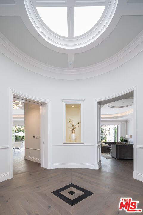 Building Photo - 210 S Westgate Ave