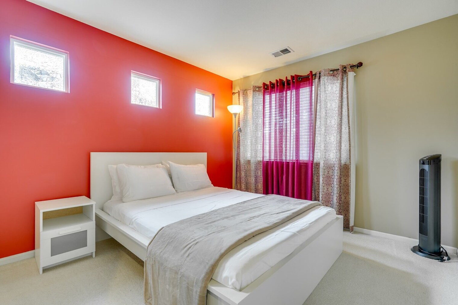 Building Photo - 27479 Green Wood Rd