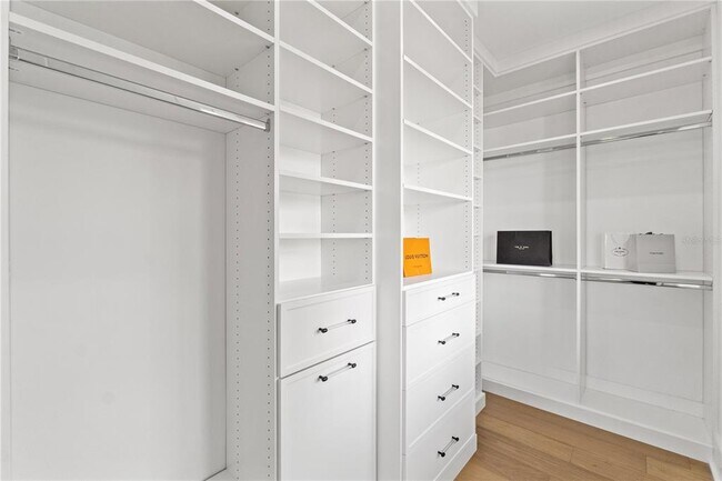 Building Photo - 531 Danube Ave