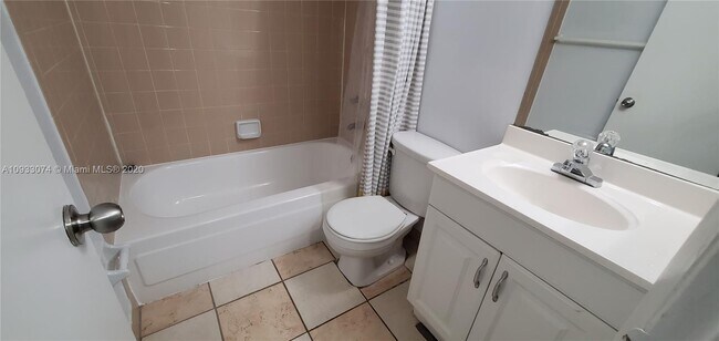Building Photo - 15609 SW 73rd Cir Terrace
