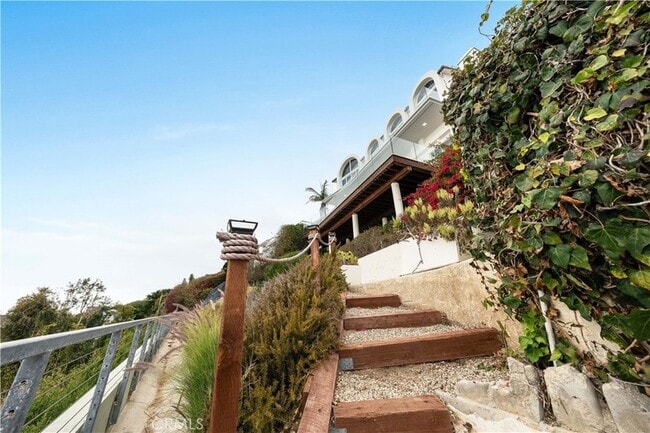 Building Photo - 31654 Broad Beach Rd