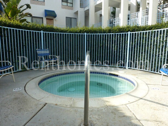 Building Photo - 8308 Regents Rd