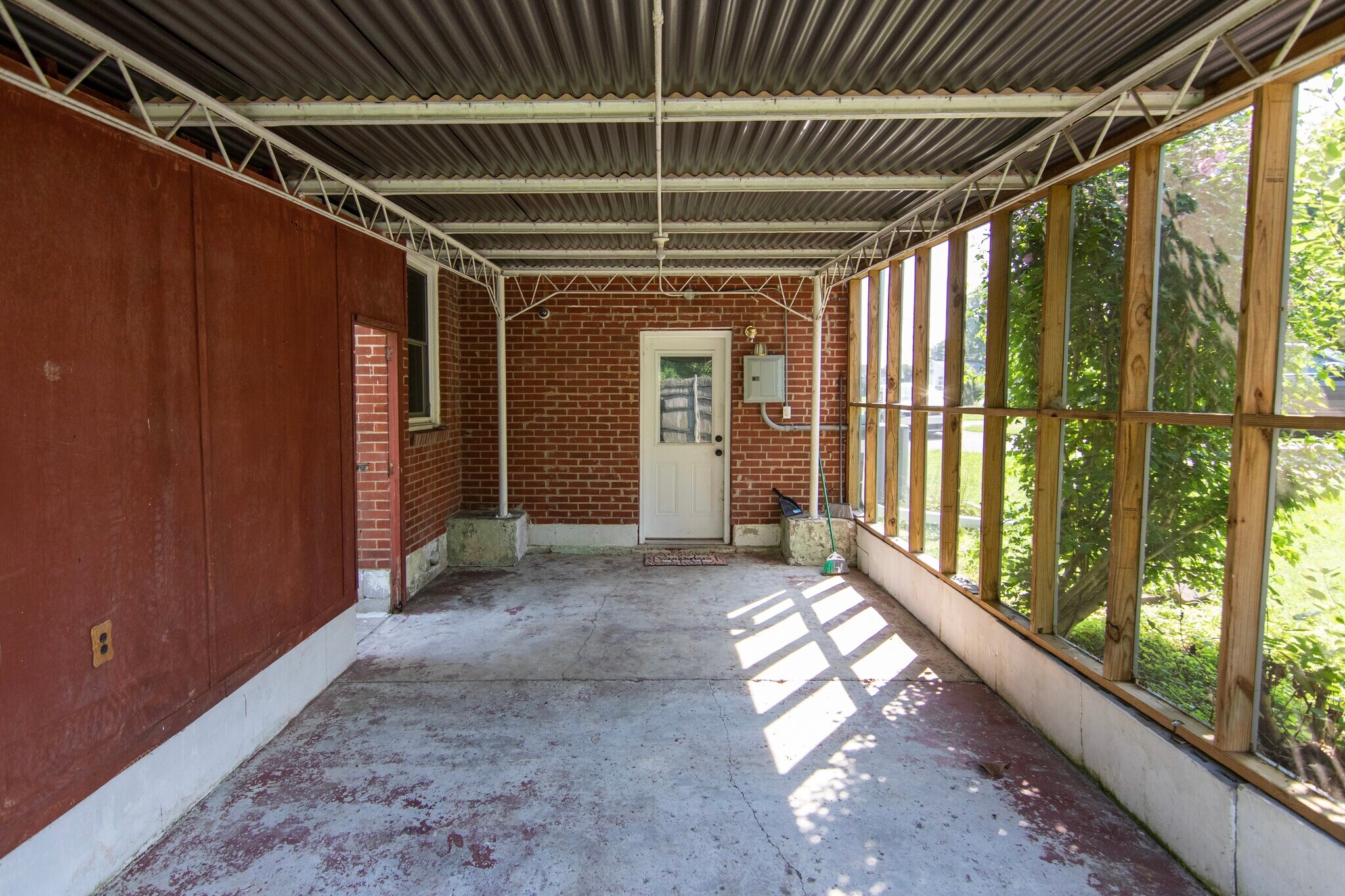 Building Photo - 313 Rachel Rd
