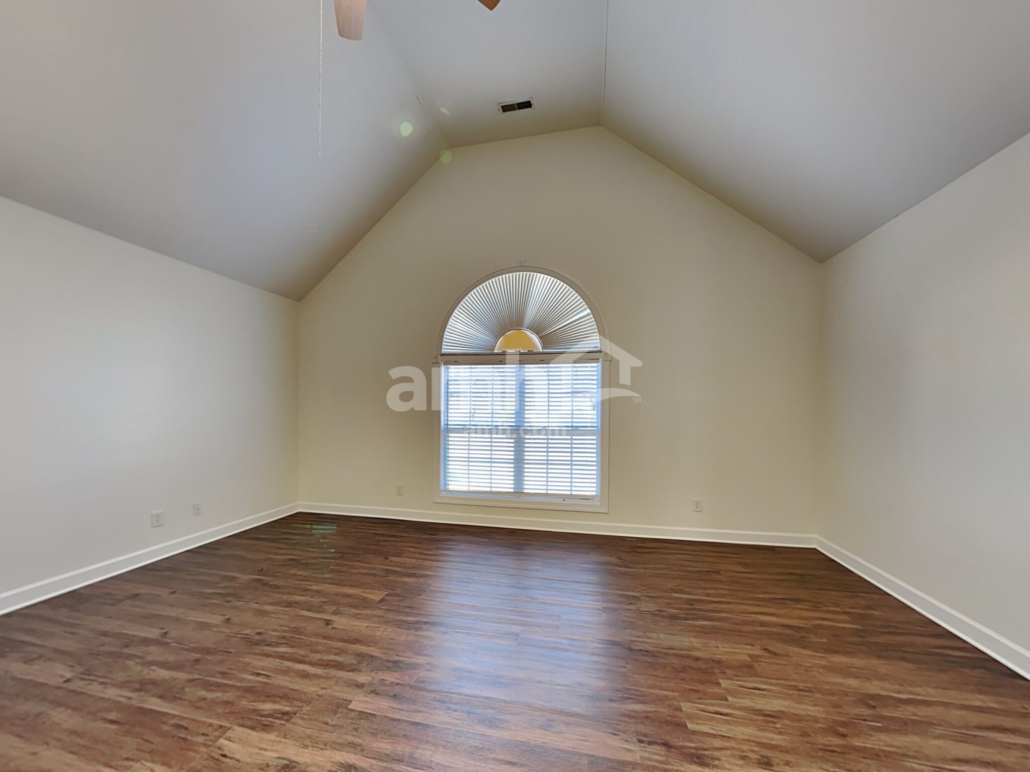 Building Photo - 632 Palisades Ct