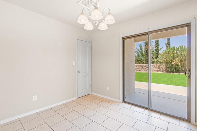 Building Photo - 14029 Volcanic Rock Dr