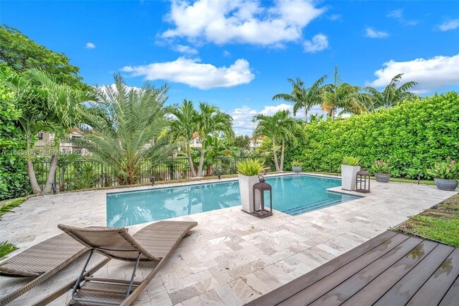 Building Photo - 1281 SW 113th Way