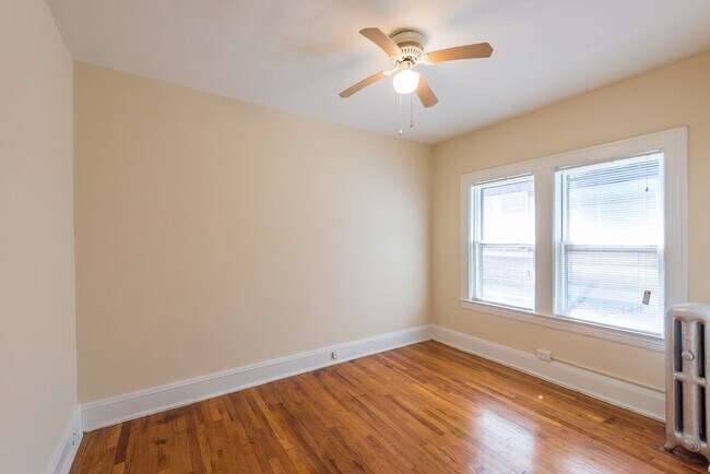 W 101 St Bdrm - 7006 Detroit Apartments & Lakewood Area