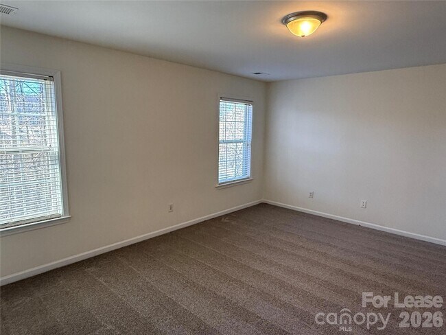 Building Photo - 10931 Chastain Parc Dr